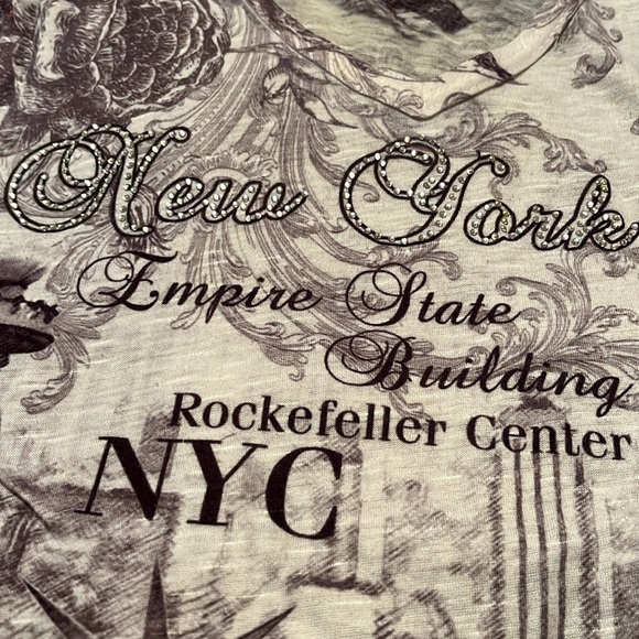 Rhinestone NYC Tee Size M, fits like Small - Picture 2 of 6